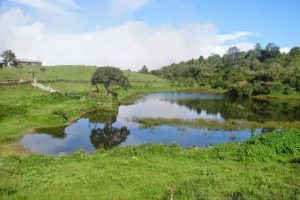 रौतापोखरीमा पर्यटक बढ्दै