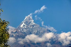 माछापुच्छ्रे हिमाल