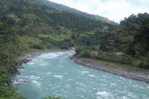 बाहुनीडाँडाका स्थानीयवासी आफैँले निकाले गाउँमा दूधकोशीको पानी