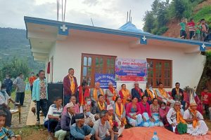 माहुरेभञ्ज्याङमा पिन्दोङडाँडा स्वास्थ्य एकाइ भवन