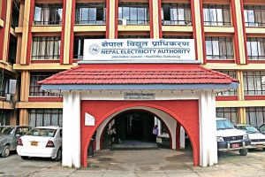 एक वर्षमा विद्युत् प्राधिकरणबाट २८ हजार ग्राहकको लाइन काटियो