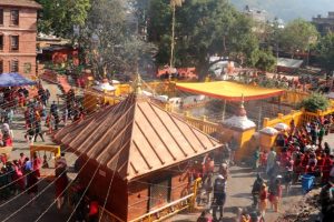 काठमाडौँसहित देशभरका नारायण मन्दिरमा भक्तजनको घुइँचो