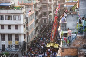 मत्स्येन्द्रनाथको रथ दुई दिन रोकेर मर्मत गरिने