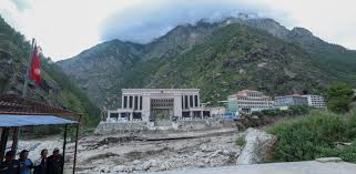 तातोपानी र रसुवागढी नाका खुलेसँगै कोरलानाकाबाट आयात–निर्यात कारोबार घट्दो