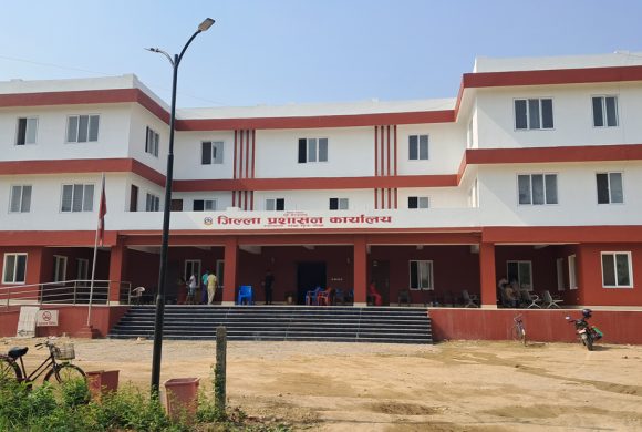 नवलपरासी प्रशासन कार्यालय आफ्नै भवनबाट सेवा सुरु