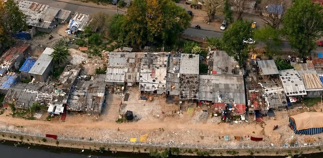 थापाथली सुकुमवासी बस्ती खाली गरिँदै, स्थानीयहरू सामान सार्न बाध्य