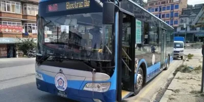 काठमाडौं चक्रपथमा १६ नयाँ विद्युतीय बस सञ्चालनमा