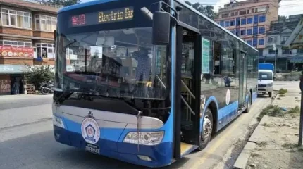 काठमाडौं चक्रपथमा १६ नयाँ विद्युतीय बस सञ्चालनमा