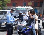 काठमाडौँ उपत्यकामा ट्राफिक नियम उल्लङ्घन गर्ने २,५३५ चालक कारबाहीमा