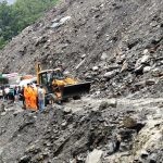 बाढी–पहिरोले चार जिल्लाका सडक प्रभावित