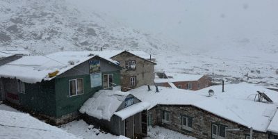 सोलुखुम्बुको दिङबुचेमा भारी हिमपात, पदयात्रामा नजान आग्रह